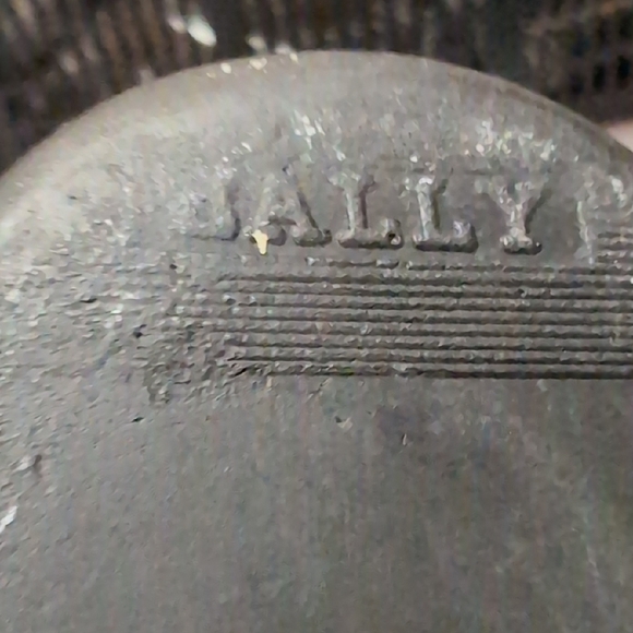 Bally Elegant Black Leather Men's Slip-Ons - Picture 11 of 11